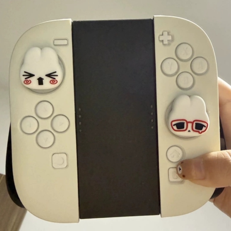 かわいい漫画レトロメガネバニーシリコン親指グリップスイッチ  - Gaming Accessories In China のレビューと価格